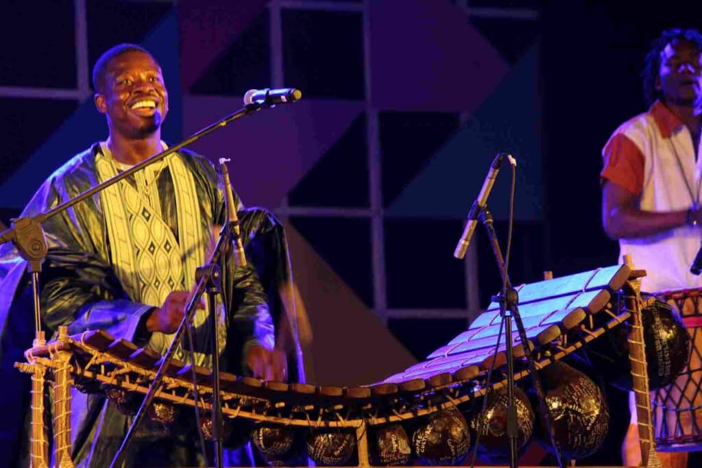 Evening concert at Kolkata. Photo: Banglanatak dot com