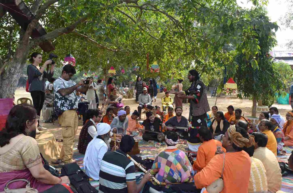 An akhra at the Baul Fakiri Utsav. Photo: Banglanatak dot com