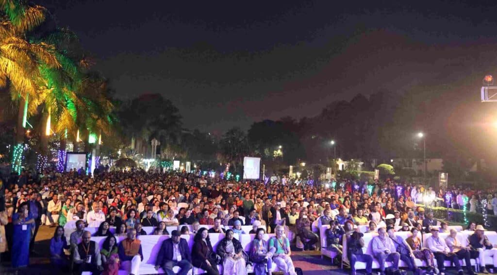 Evening Concert at Sur Jahan, Kolkata. Photo: Banglanatak dot com