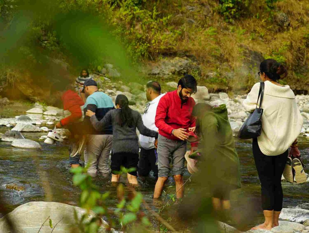 कौटिक इंटरनेशनल फिल्म फेस्टिवल में दर्शनीय स्थलों की यात्रा का समय। 2021. फोटो: मिलान