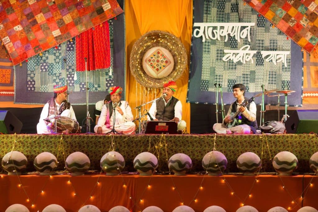 Rajasthan Kabir Yatra 2017 at Barmer. The photograph features a performance by Lateef Khan and Vedanth Bharadwaj. Photo: Anchit Natha