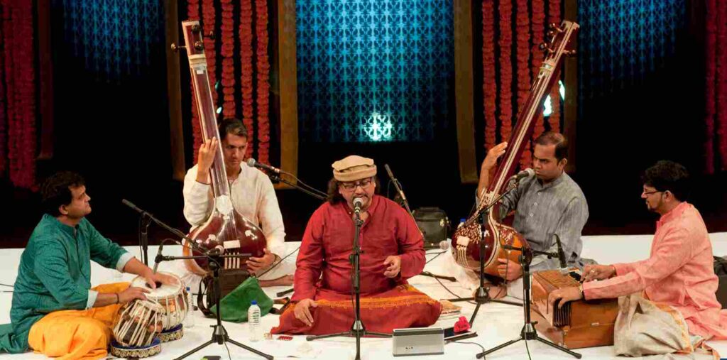 Hindustani classical music vocalist Jayateerth Mevundi performs at the 2018 edition of NCPA Bandish: A Tribute to Legendary Composers. Photo: Narendra Dangiya/NCPA Photos