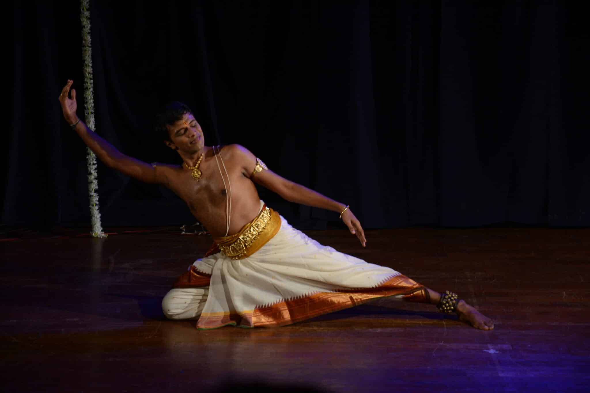 Bharatanatyam dancer Anand Satchidanandan. Photo: Suresh Muraleedharan for SamVed Society for Performing Arts