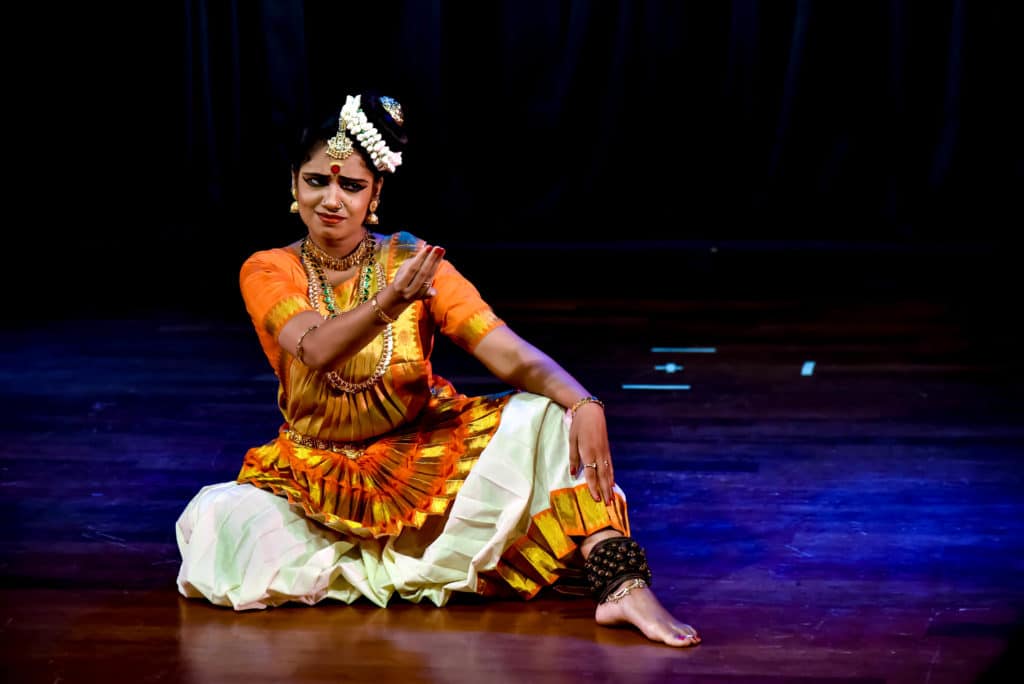 Mohiniattam dancer Sujatha Nair performing at the Raindrop Festival of Indian Classical Dance. Photo: Suresh Muraleedharan for SamVed Society for Performing Arts