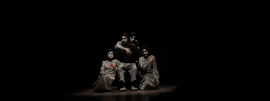 Cinematograph's 'Hamlet - The Crown Prince'. Photo: Guwahati Theatre Festival / G Plus