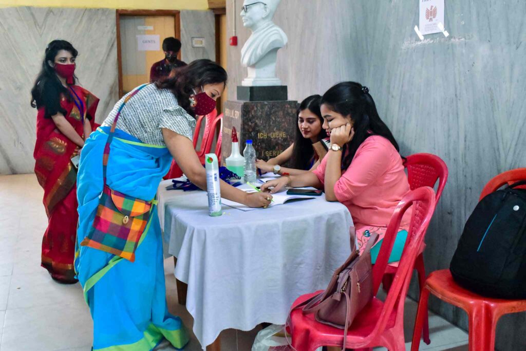 ഹമ്മിംഗ്ബേർഡ് ഇന്റർനാഷണൽ ഫിലിം ഫെസ്റ്റിവൽ. ഫോട്ടോ: ഹമ്മിംഗ്ബേർഡ് ആർട്ട് & കൾച്ചറൽ സൊസൈറ്റി