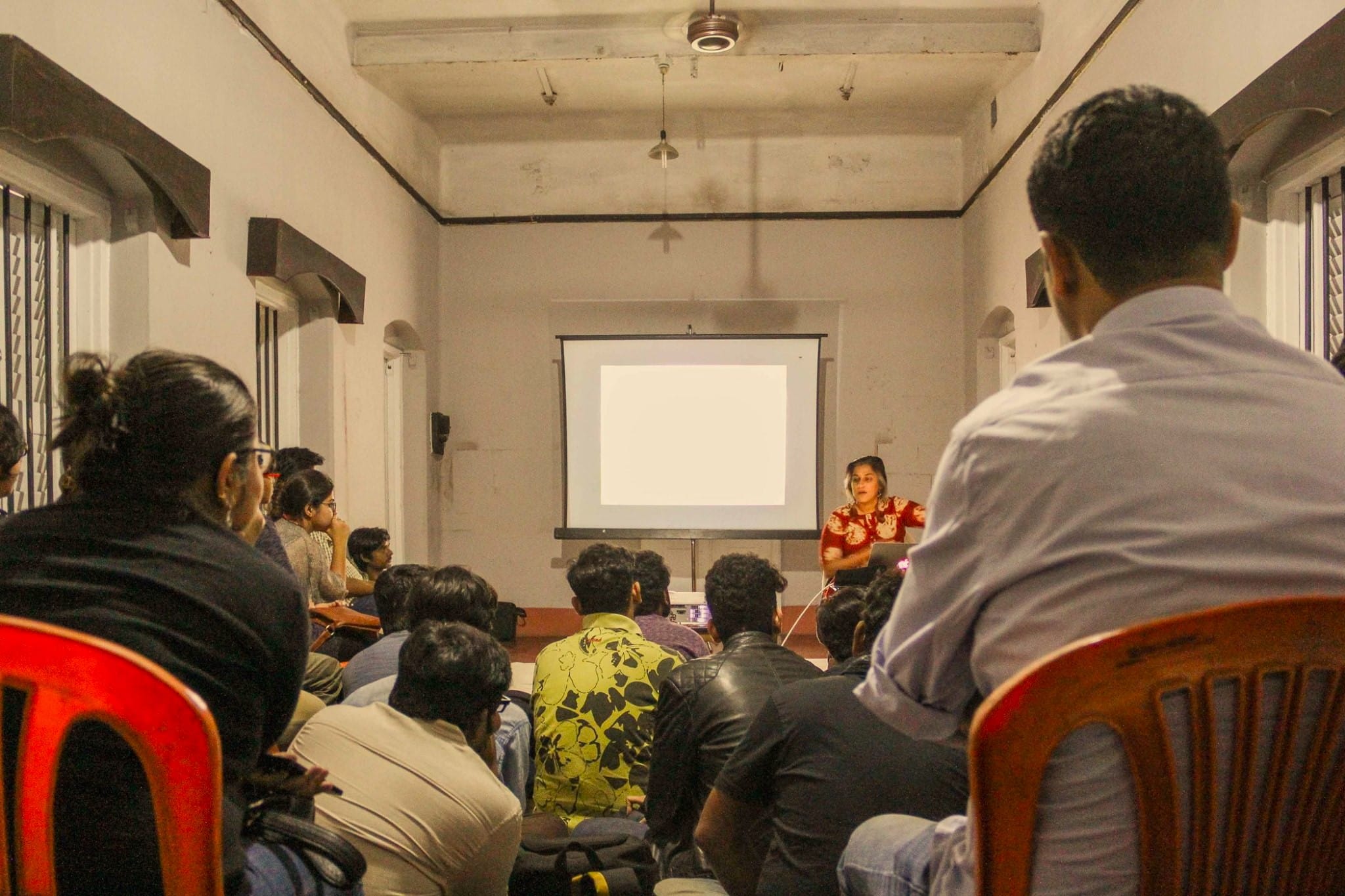 ছবি: TENT (নতুন প্রযুক্তিতে পরীক্ষার জন্য থিয়েটার)