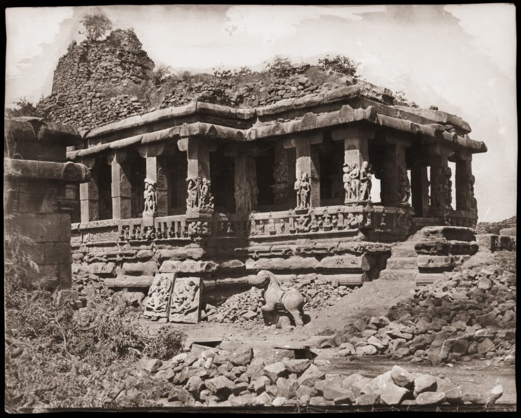 Exhibition for photography and archaeology in western India