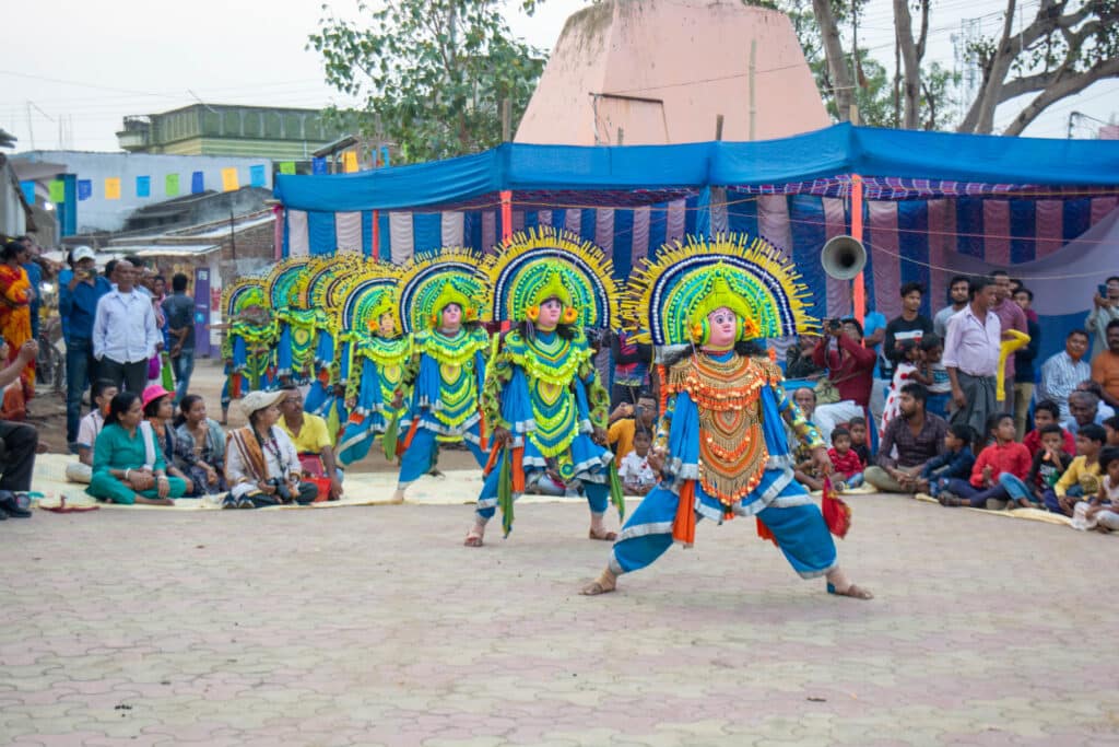 ಚೌ ಮಾಸ್ಕ್ ಉತ್ಸವ