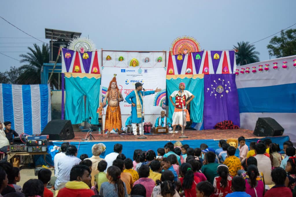 ಚೌ ಮಾಸ್ಕ್ ಉತ್ಸವ