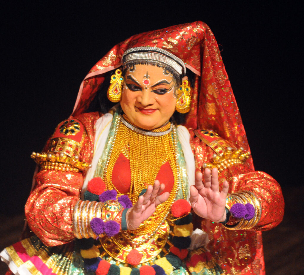 Kathakali performance by Sadanam Balakrishnan and troupe at Mudra Dance Festival. Photo: Narendra Dangiya