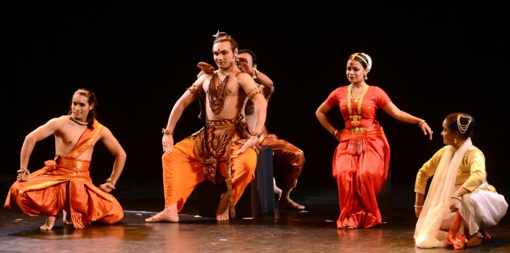 Sonal Mansingh and troupe performing at Mudra Dance Festival