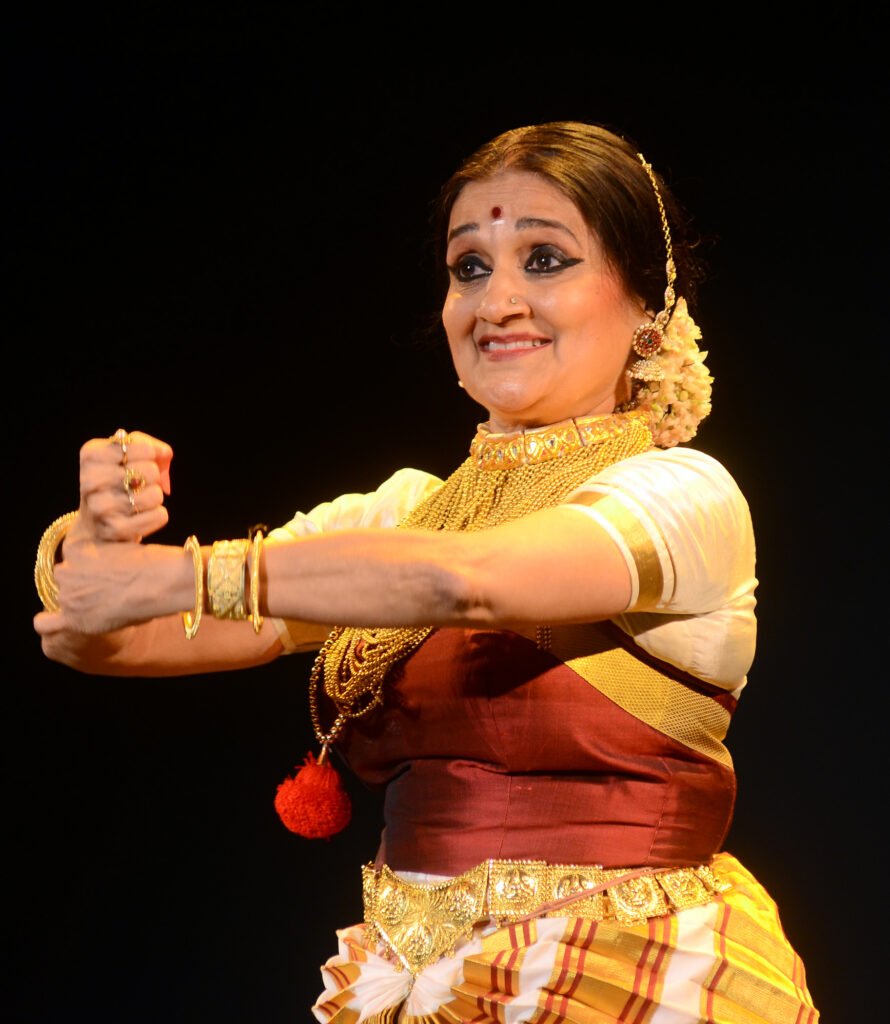Mandakini Trivedi performing at Mudra Dance Festival